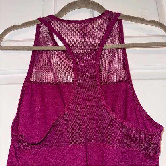 Victoria's Secret Sport Vibrant Purple Mesh racerback active Tank Top S - Picture 7 of 10